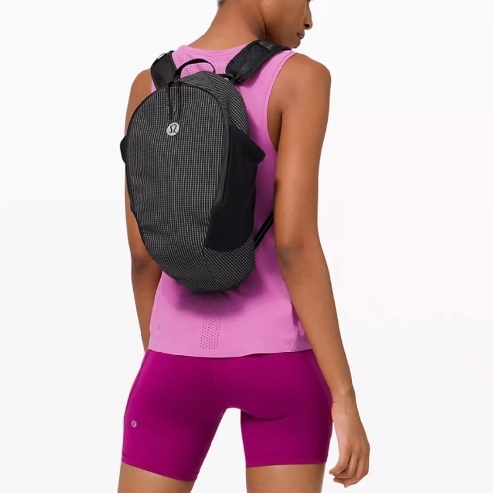 Lululemon Fast and Free Backpack 13L Spectra - Picture 2 of 11